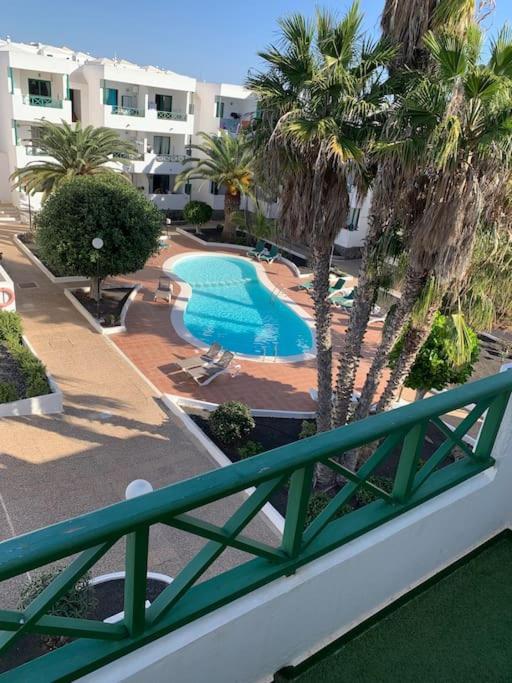 Coqueto Apartamento Zua Con Piscina Costa Teguise Kültér fotó